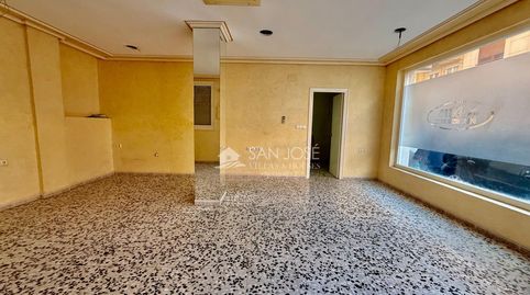 SE VENDE LOCAL COMERCIAL EN NOVELDA CON GARAJE INCORPORADO, imatge 2