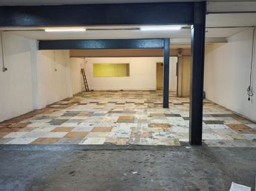 Local comercial en venta en de Dante Alighieri