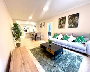 Sala d'estar de Apartament en venda en  Santa Cruz de Tenerife Capital amb Aire condicionat