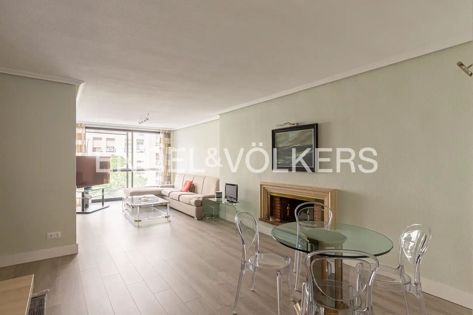 Vista exterior de Piso en venta en Madrid con Aire acondicionado, Calefacción y Jardín privado