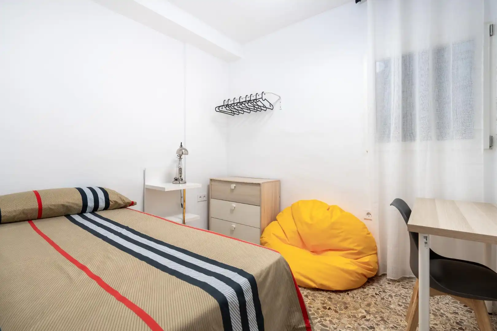 Flat with lift to rent in Calle MALDONADO ENTRENA 4, imagen 27