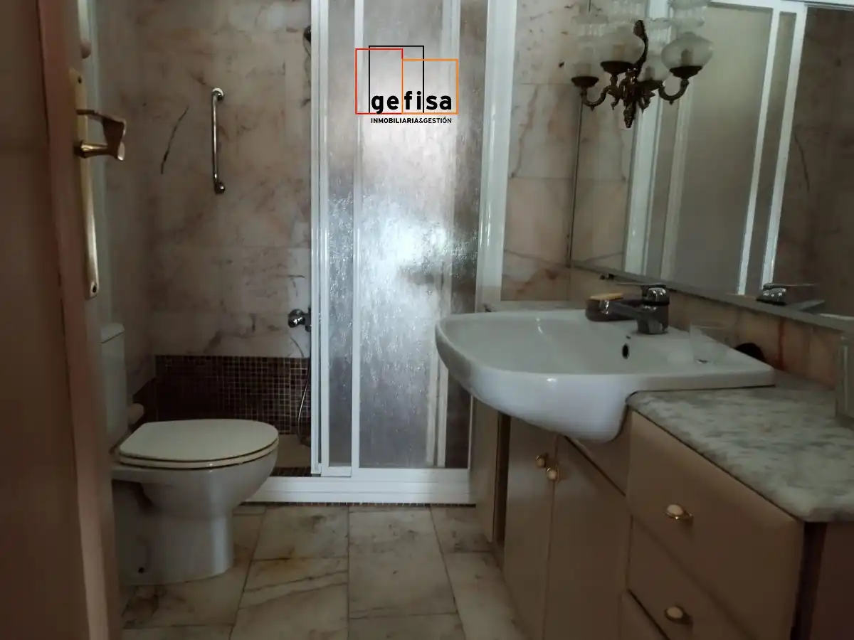 Piso con terraza en venta en Valdepeñas, imagen 8