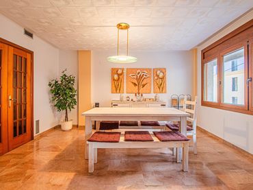 Appartement avec ascenseur à vendre à Carrer Pujada del castell