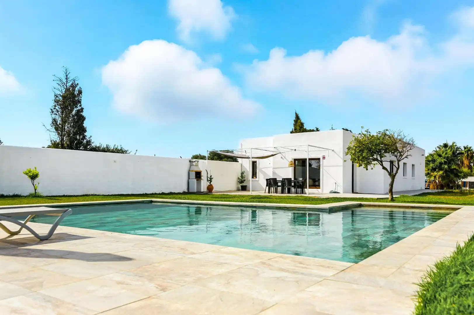 Piscina de Casa o xalet en venda en Chiclana de la Frontera amb Jardí privat, Traster i Piscina