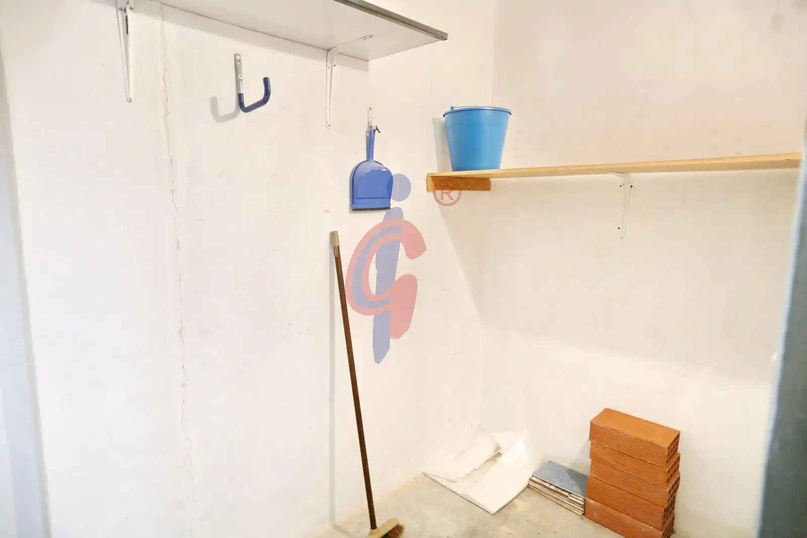 Flat for sale in Guardamar del Segura  with Air Conditioner, Heating and Terrace