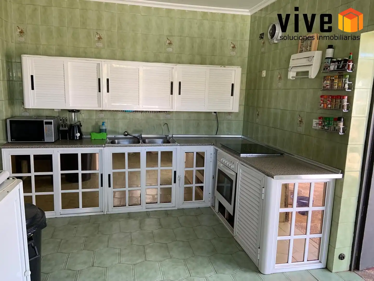 Kitchen of Detached homes for sale in Mairena del Aljarafe  with Air Conditioner, Heating and Private garden