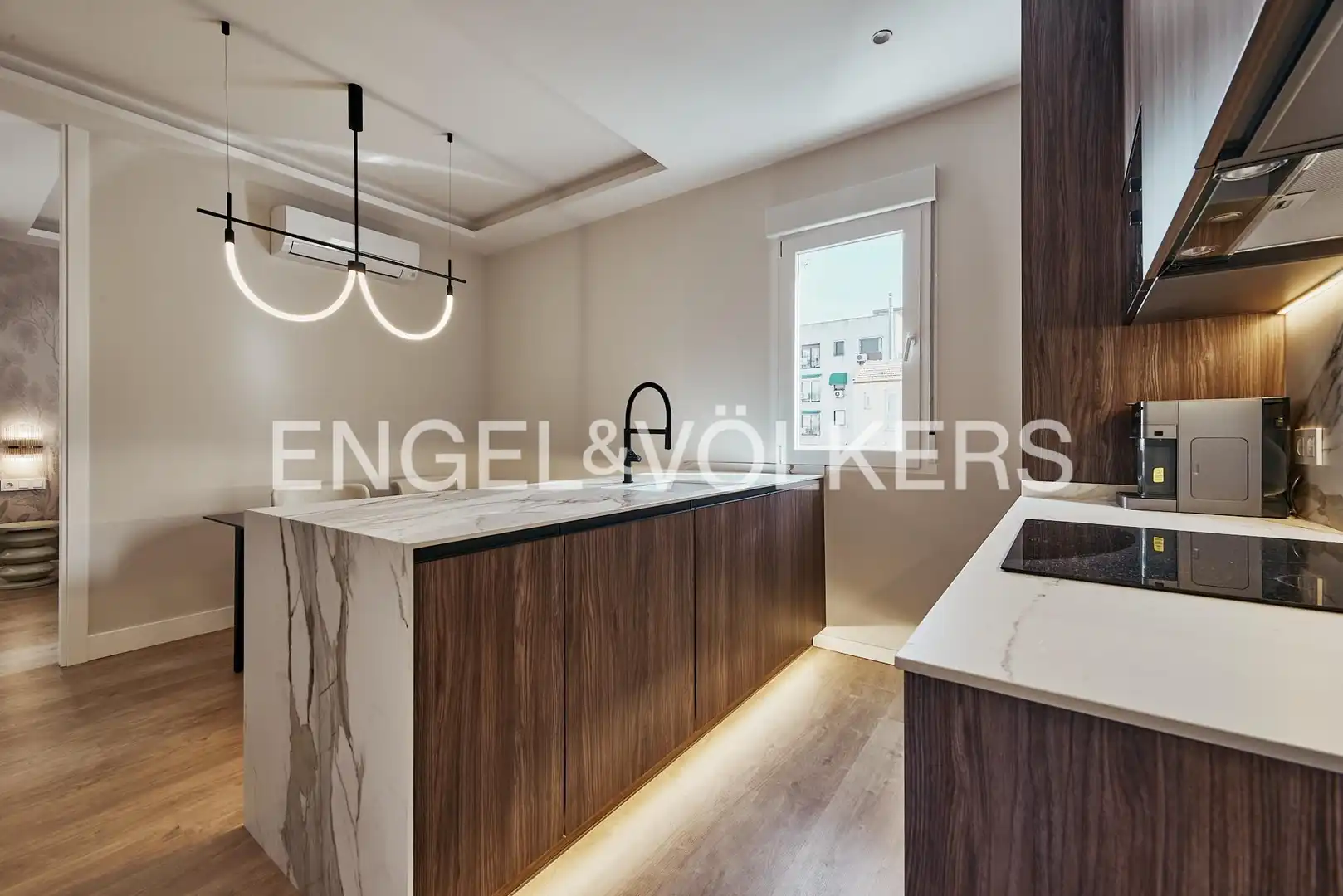 Kitchen of Flat for sale in Madrid  with Air Conditioner, Heating and Parquet flooring
