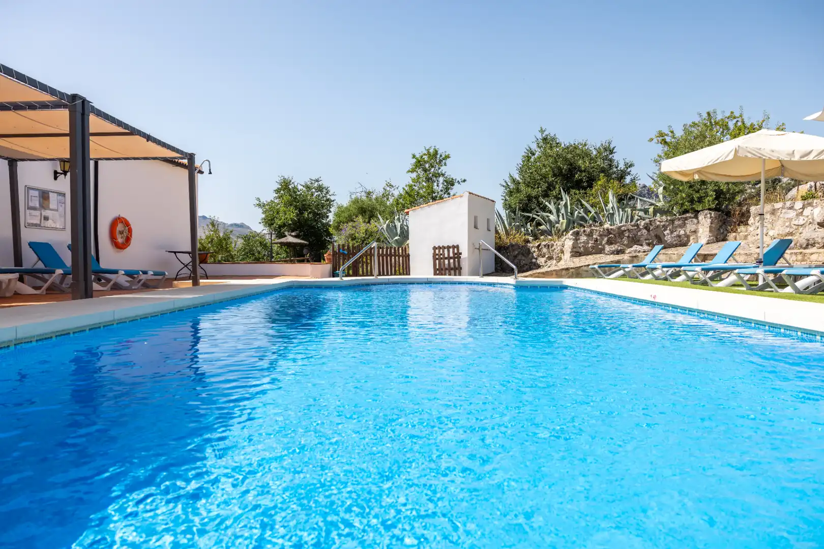Piscina de Finca rústica en venta en Montejaque con Aire acondicionado, Jardín privado y Terraza