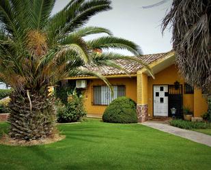 Exterior view of House or chalet for sale in Ribaforada  with Air Conditioner, Heating and Private garden