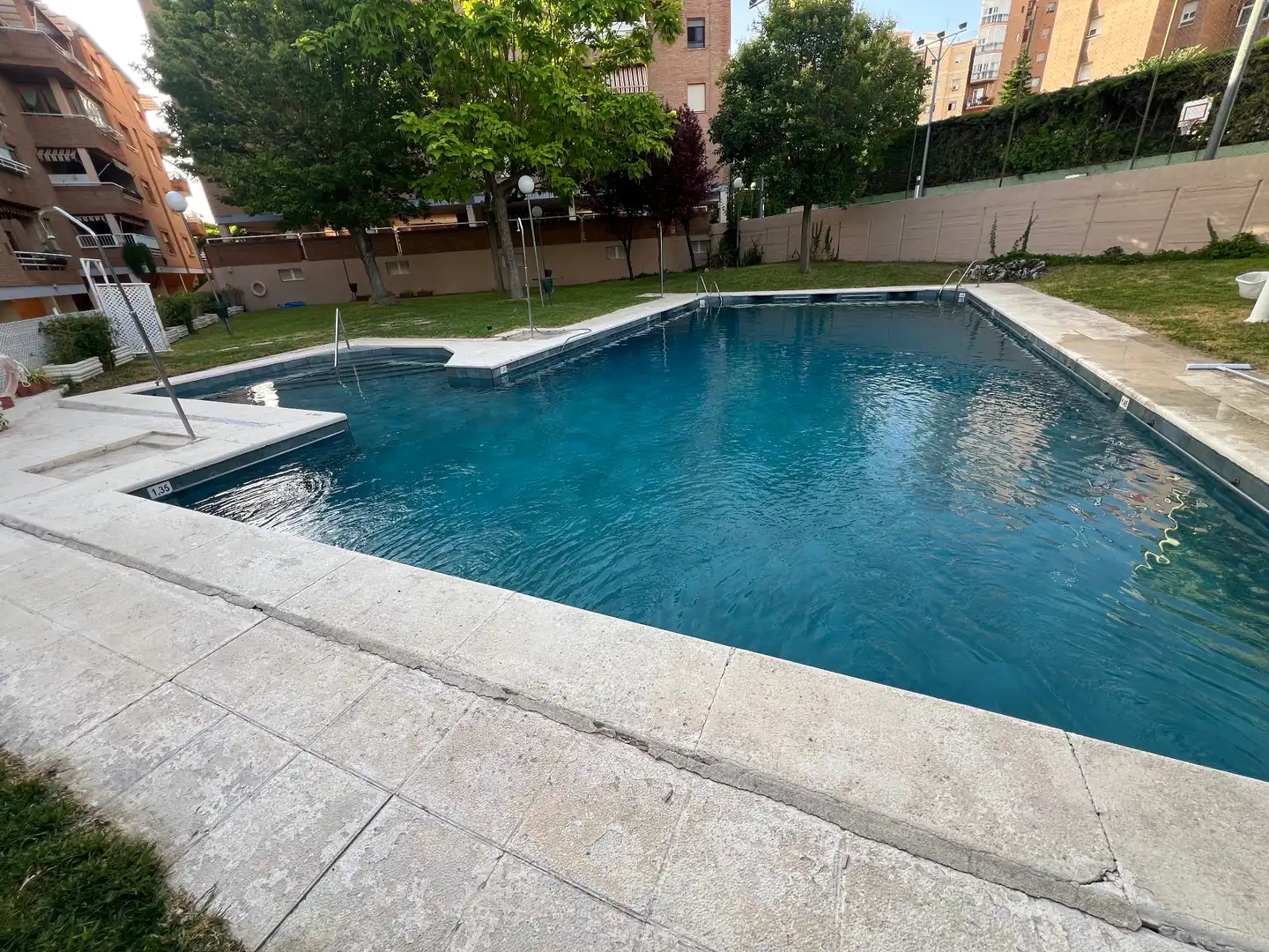 Piscina de Piso en venta en Jaén con Aire acondicionado, Calefacción y Trastero