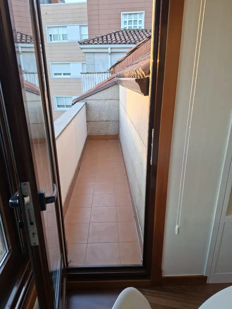 Balcony of Attic for rent in Pontevedra Capital   with Heating, Parquet flooring and Terrace