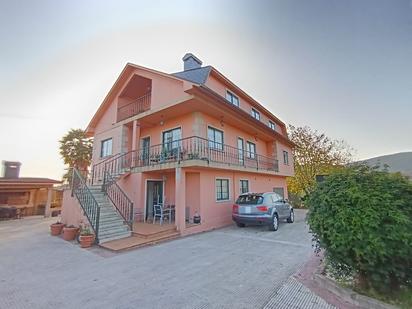 Exterior view of House or chalet for sale in Pontevedra Capital   with Heating, Private garden and Parquet flooring