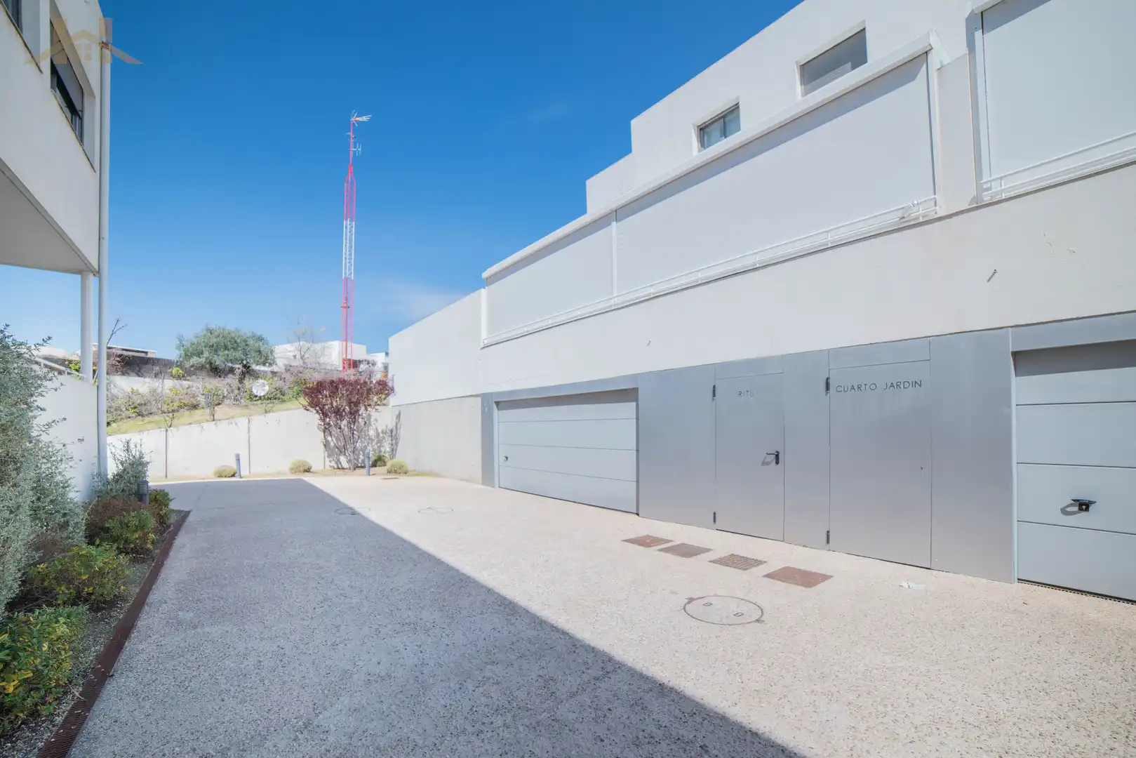 Vista exterior de Casa adosada en venta en Villaviciosa de Odón con Aire acondicionado, Calefacción y Jardín privado