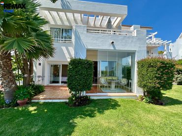 Apartament amb piscina en venda a ALCAZABA HILLS FASE II