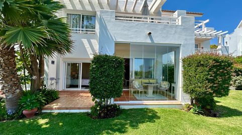 Apartamento en Alcazaba Lagoon con acceso a la Mayor Laguna Cristalina de Europa