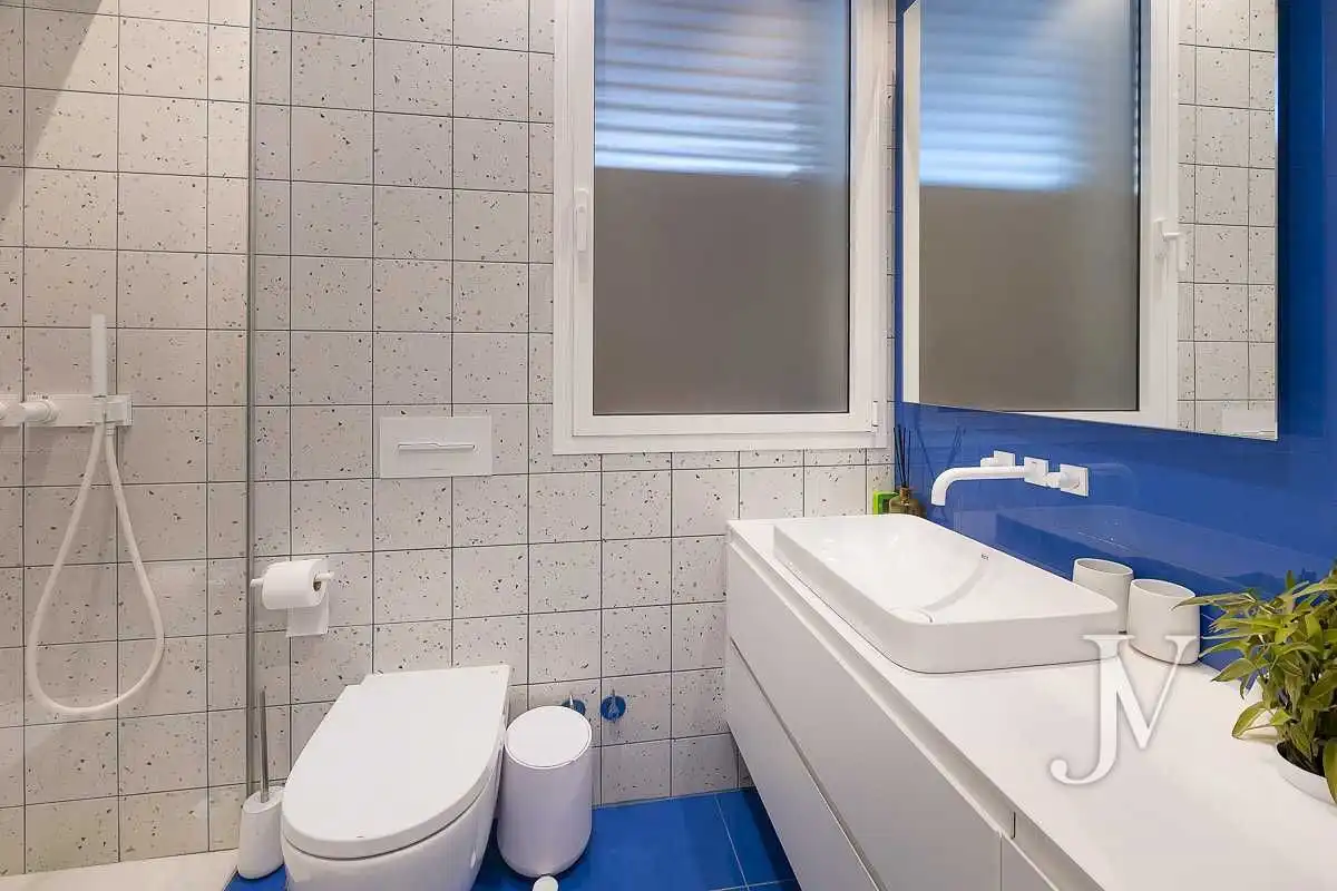 Bathroom of Houses for sale in Madrid  with Air Conditioner, Heating and Private garden