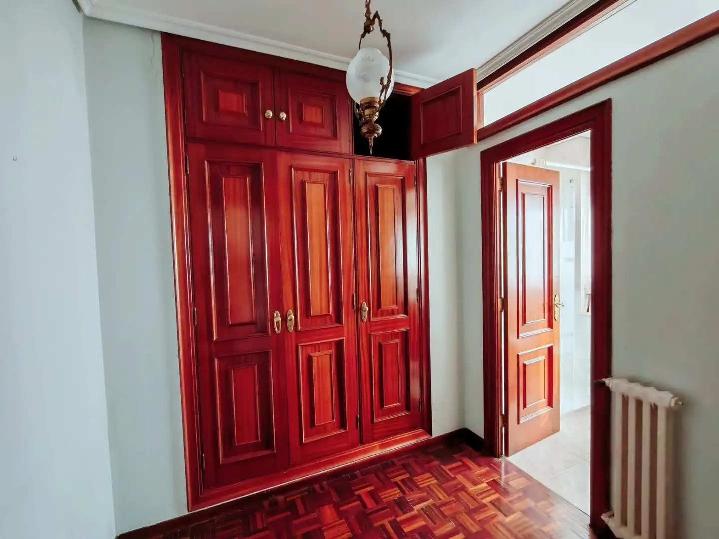 Piso en venta en Vigo  con Calefacción y Terraza