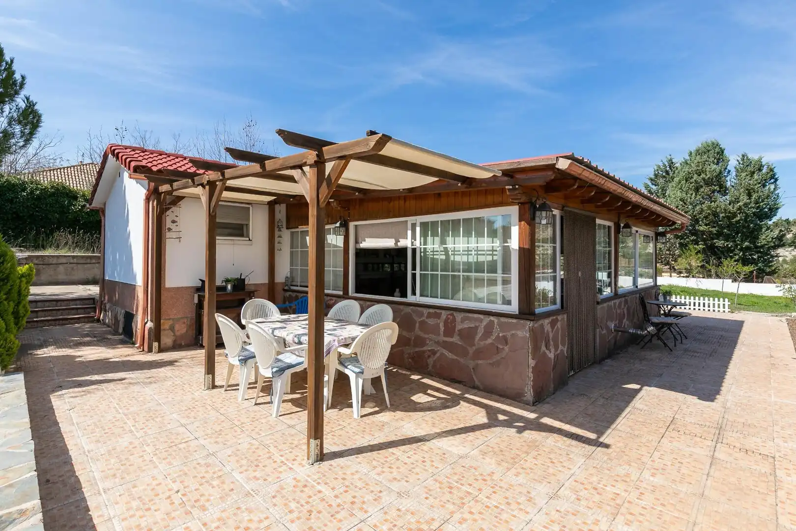 Terrace of Houses for sale in Almoguera  with Air Conditioner, Heating and Private garden
