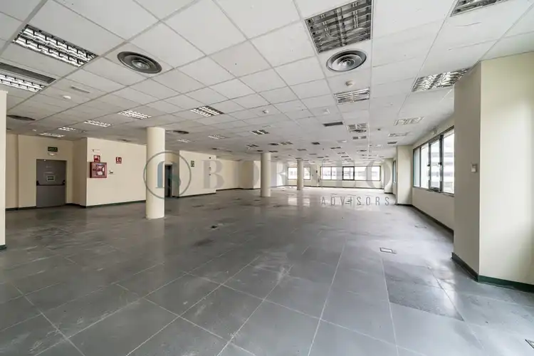 Office for rent in Virgen del Cortijo - Manoteras