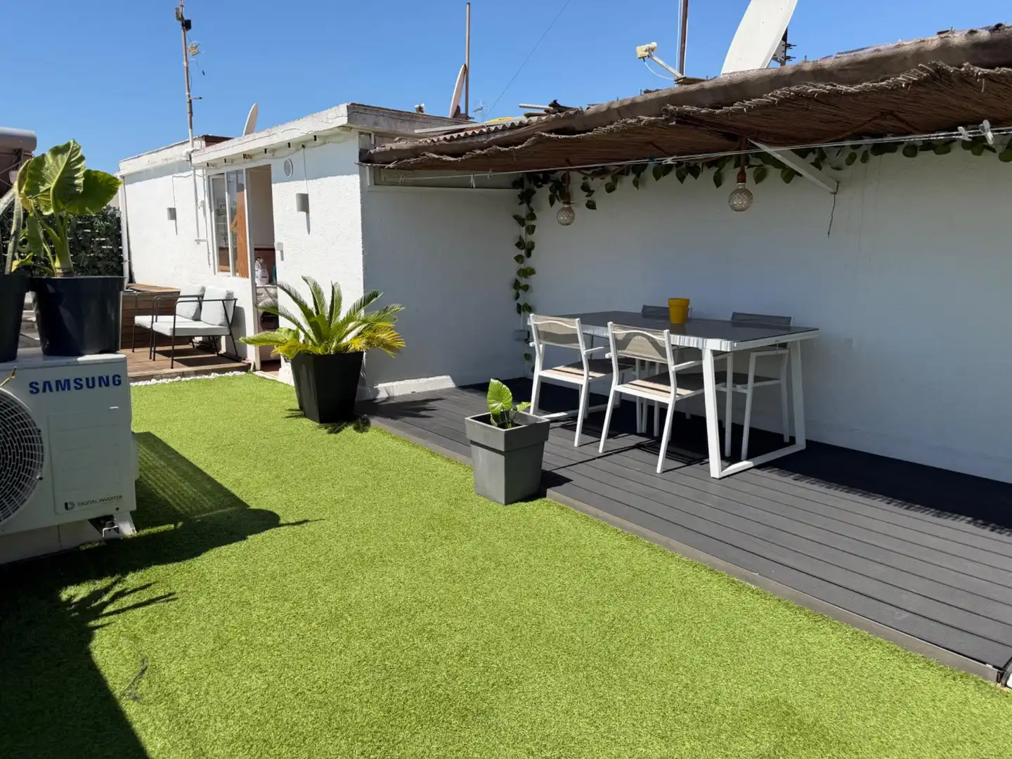 Terrasse von Dachboden zum Verkauf in Mataró mit Klimaanlage, Heizung und Parkett