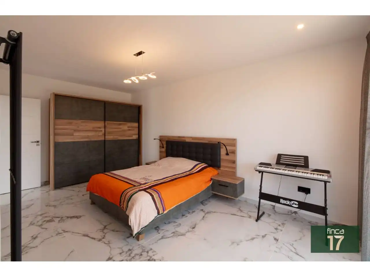 Habitación de Casa o chalet en venta en Petrer con Aire acondicionado, Jardín privado y Terraza