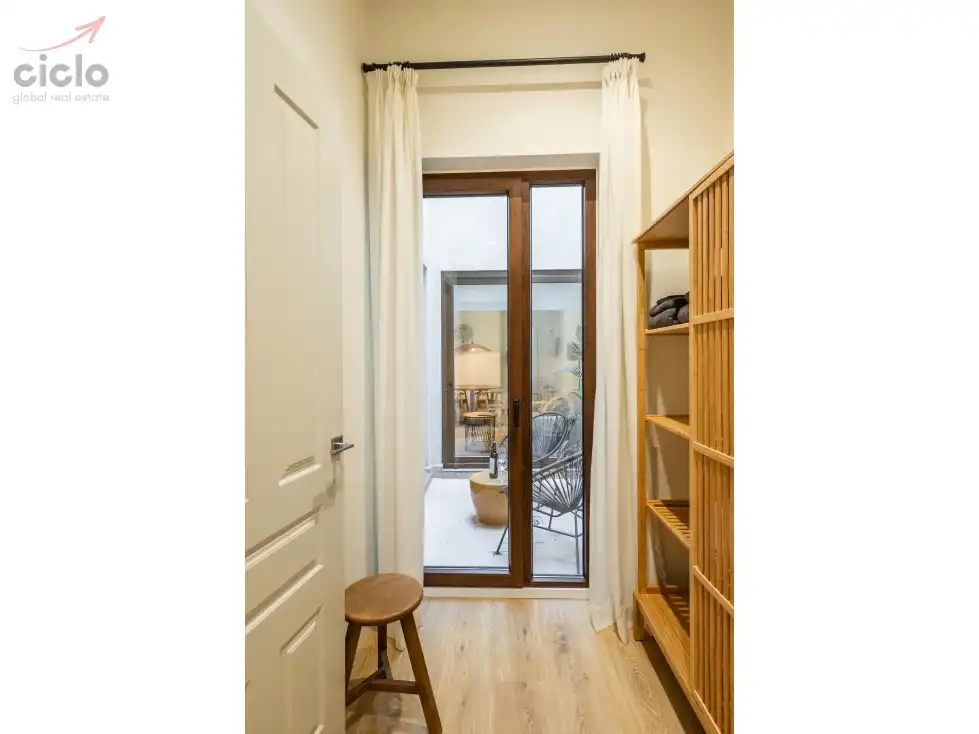 Habitación de Piso de alquiler en Sevilla con Terraza, Piscina y Amueblado