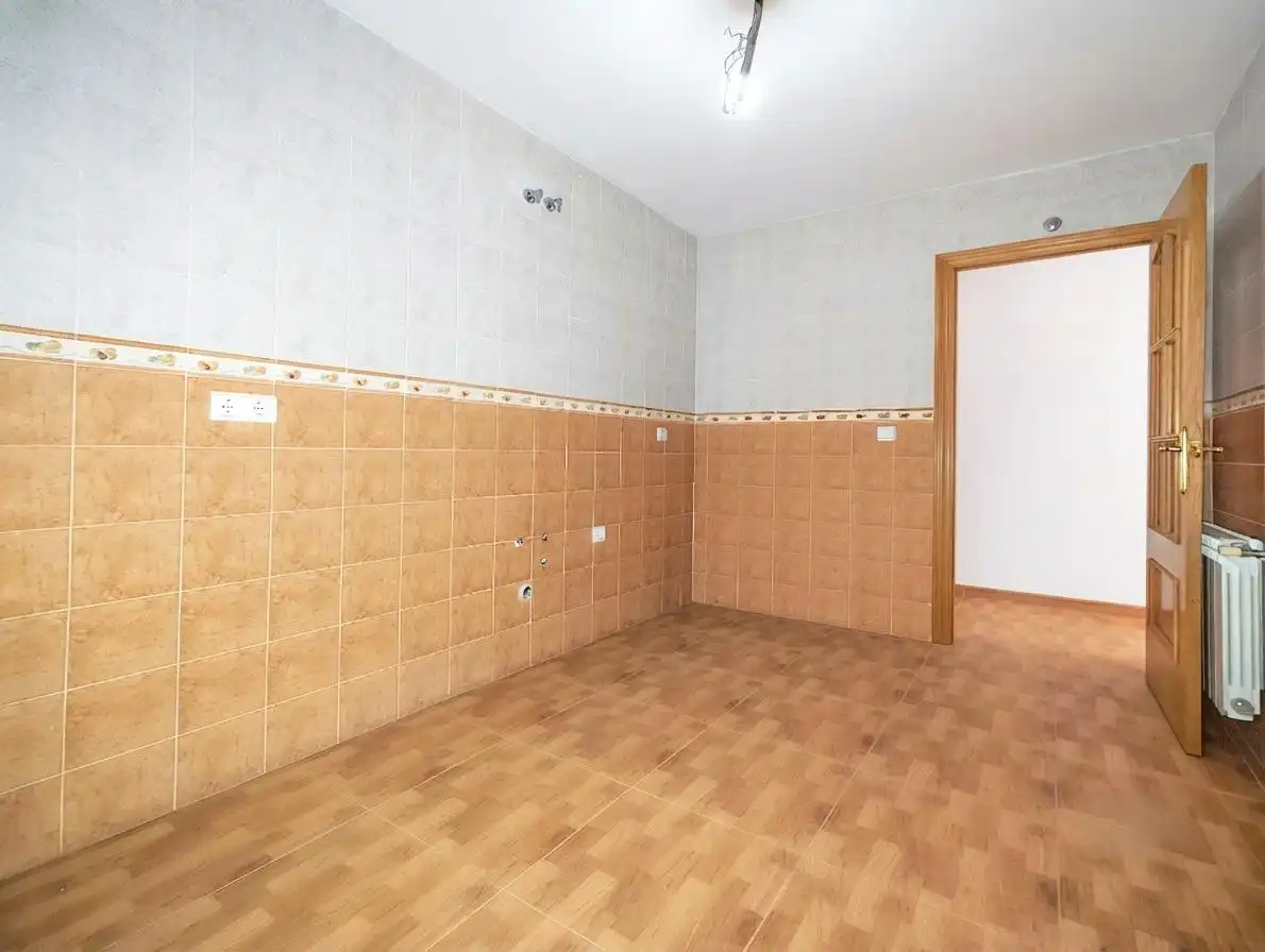 Piso en venta en Puertollano con Calefacción, Terraza y Balcón