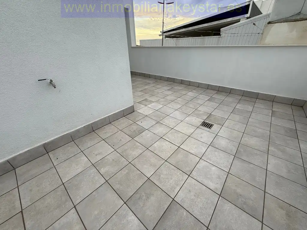 Piso con terraza en alquiler en Barri del Mar, imagen 14