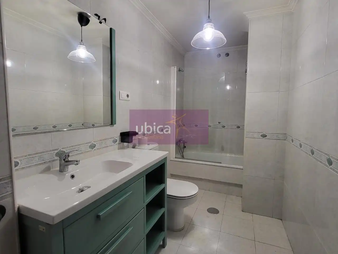 Bathroom of Attic for sale in Vigo   with Heating, Parquet flooring and Terrace