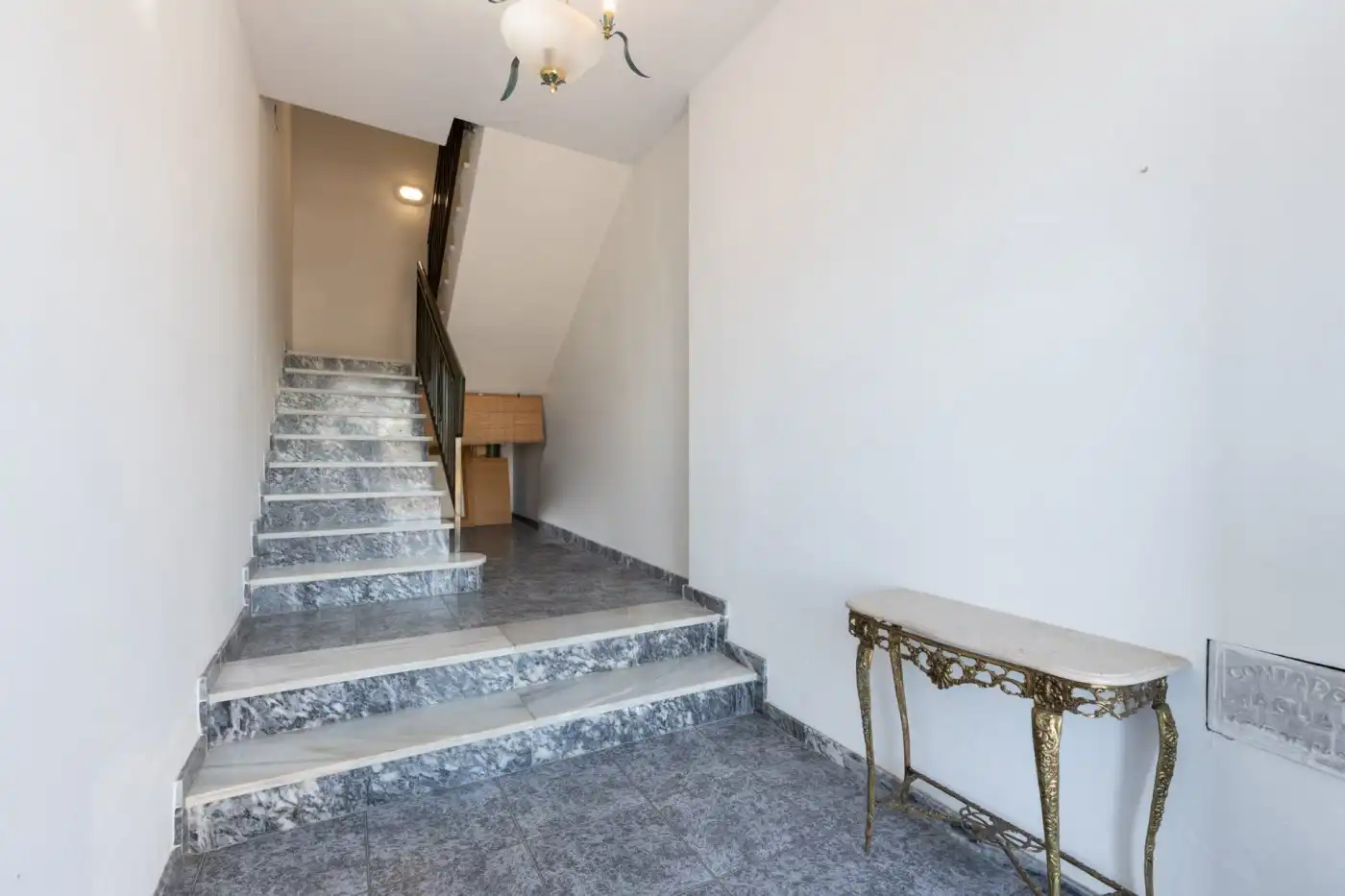 Wohnung zum Verkauf in Moraleda de Zafayona mit Klimaanlage, Terrasse und Balkon