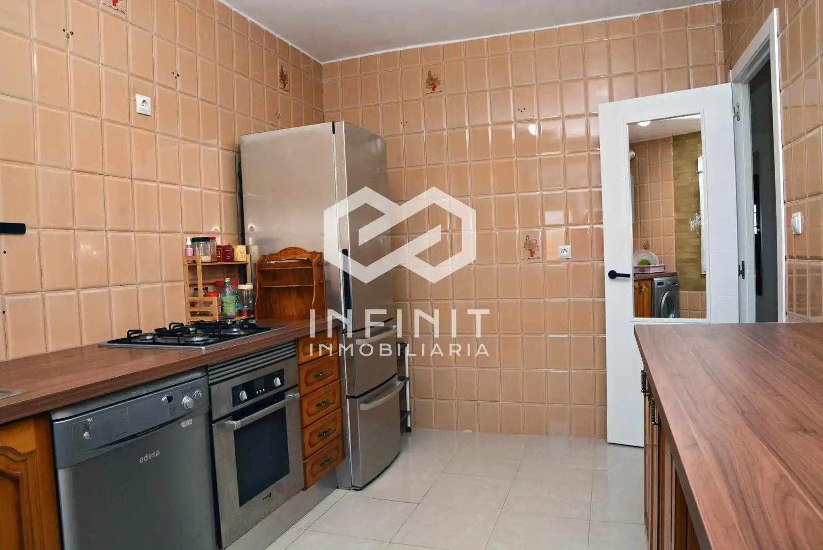 Cuina de Casa o xalet en venda en Mazuecos amb Terrassa i Traster