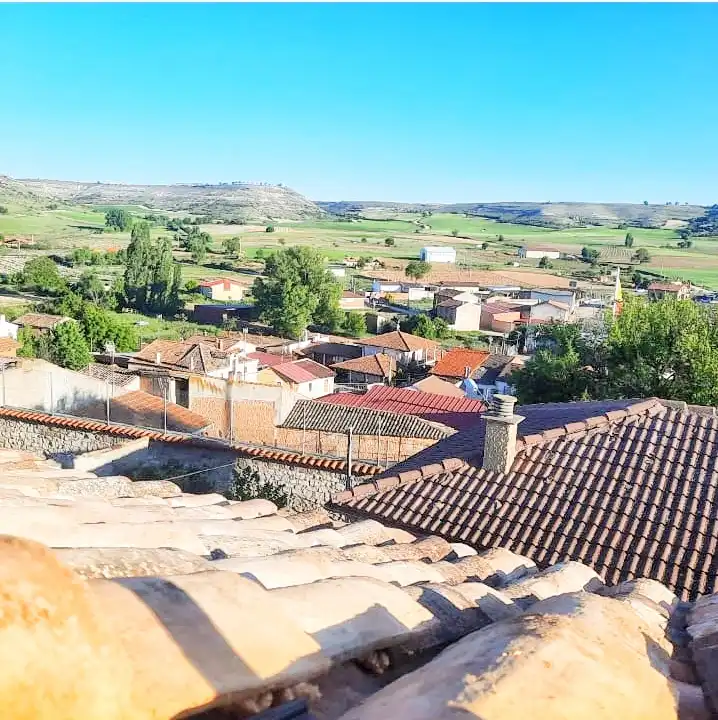 Vista exterior de Casa adosada en venda en Fuentelisendo amb Moblat