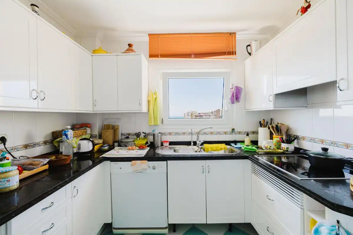 Cocina de Piso en venta en Torremolinos con Aire acondicionado, Calefacción y Jardín privado