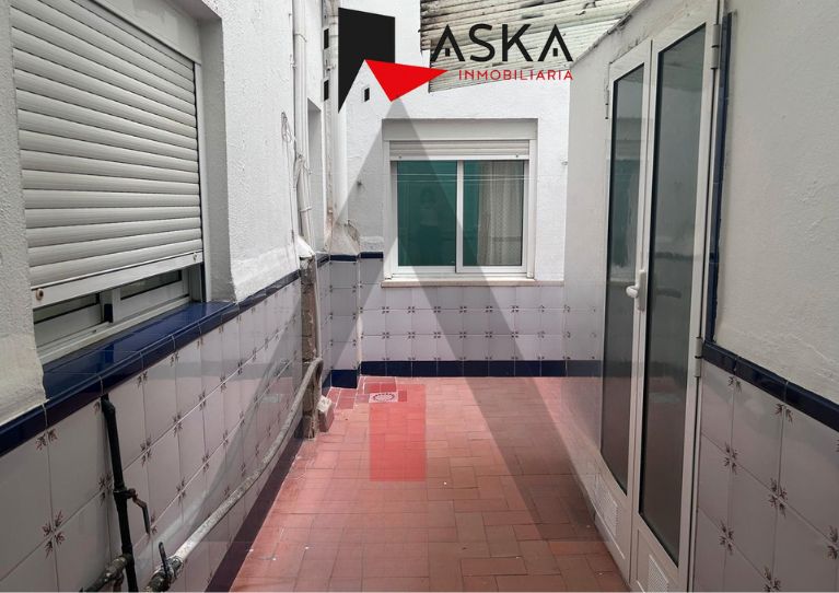 Vista exterior de Pis en venda en Picanya amb Aire condicionat, Terrassa i Forn