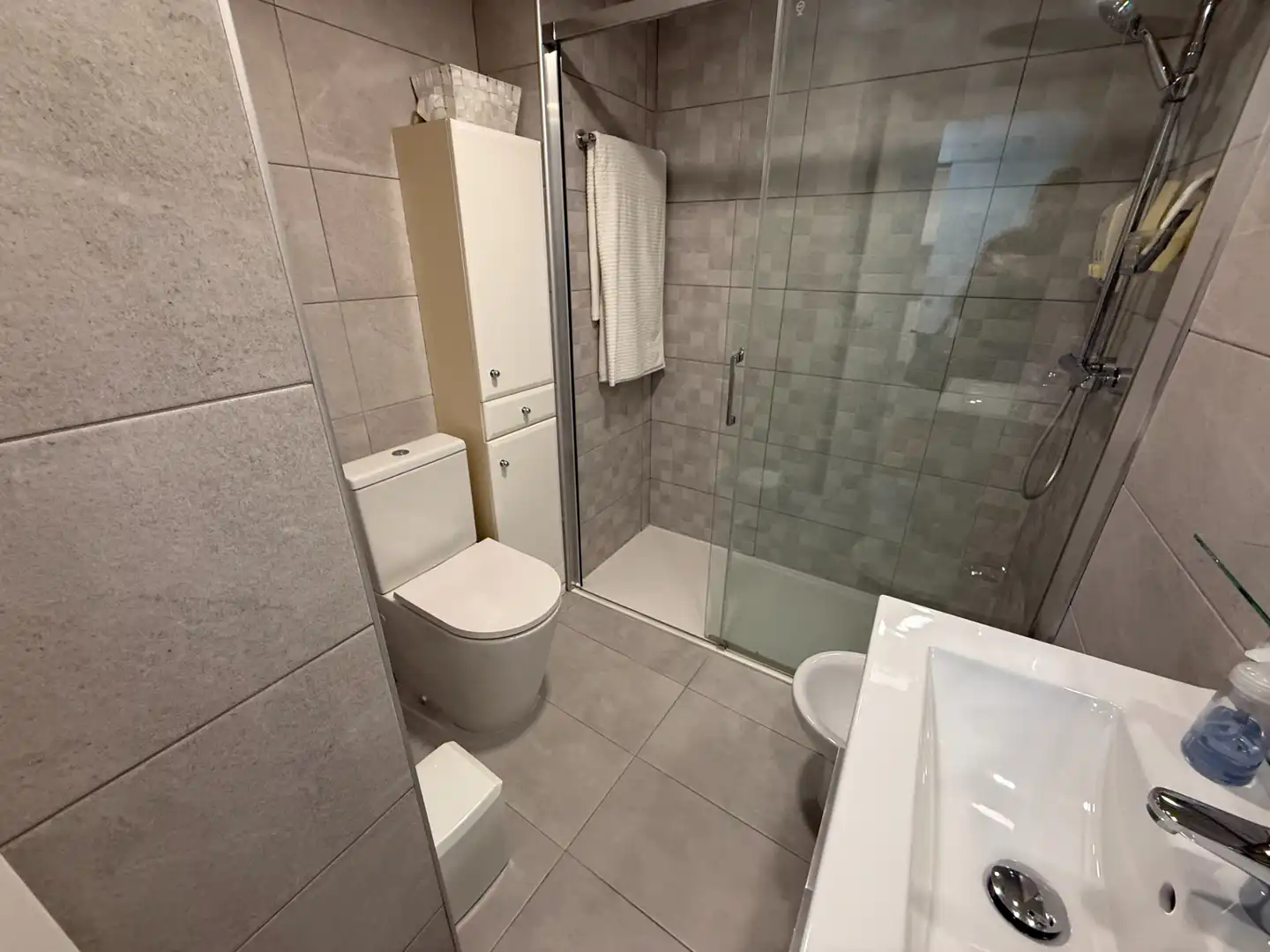 Badezimmer von Wohnungen zum Verkauf in Peñíscola / Peníscola mit Klimaanlage, Heizung und Möbliert