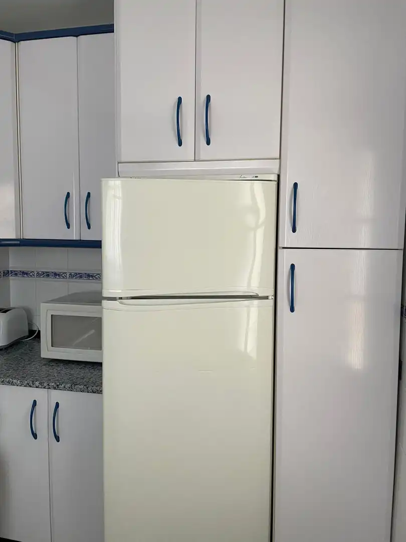 Cuina de Apartament en venda en Chiclana de la Frontera amb Jardí privat, Terrassa i Piscina comunitària