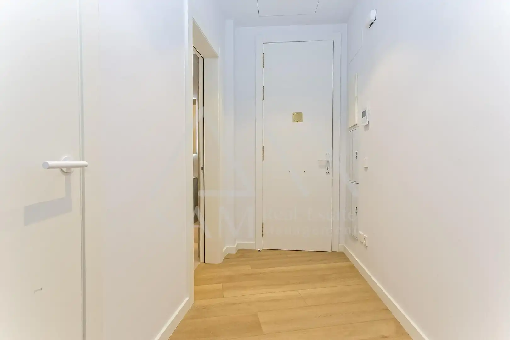 Wohnung zum Verkauf in Barcelona mit Heizung und Gemeinschaftspool