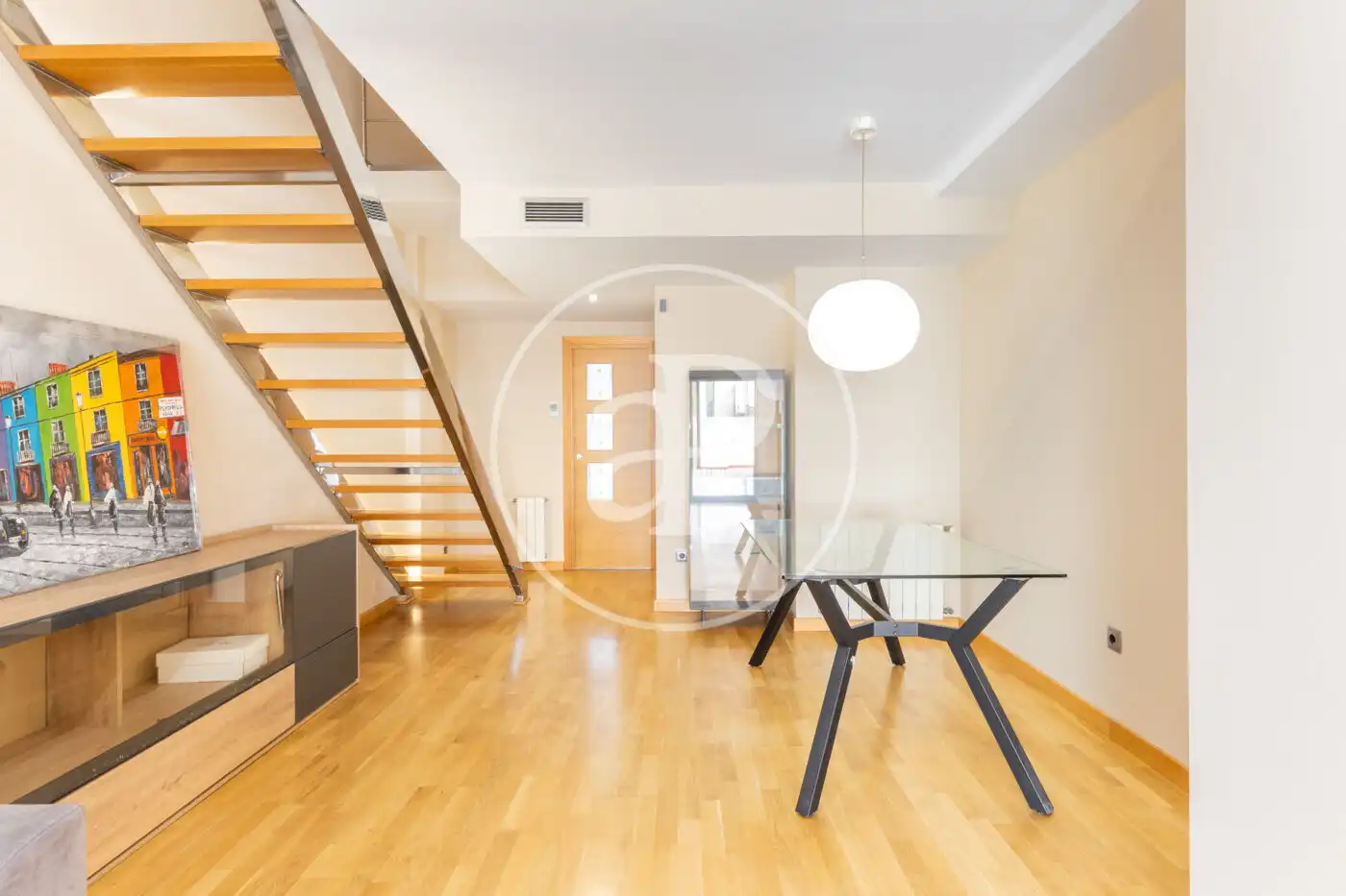 Maisonette zum Verkauf in Valencia mit Klimaanlage, Heizung und Terrasse