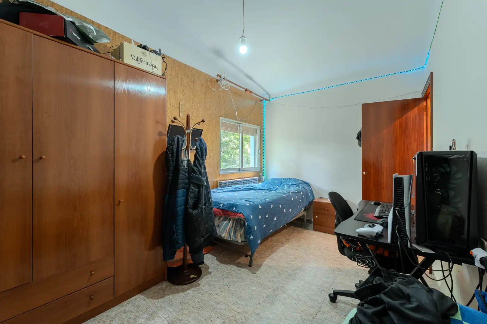 Habitación de Piso en venta en Girona con Amueblado