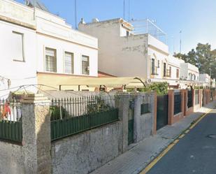 Exterior view of House or chalet for sale in  Sevilla Capital