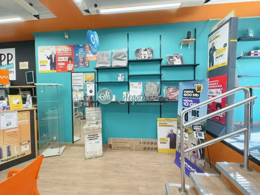 Commercial properties for rent in Segovia  with Air Conditioner