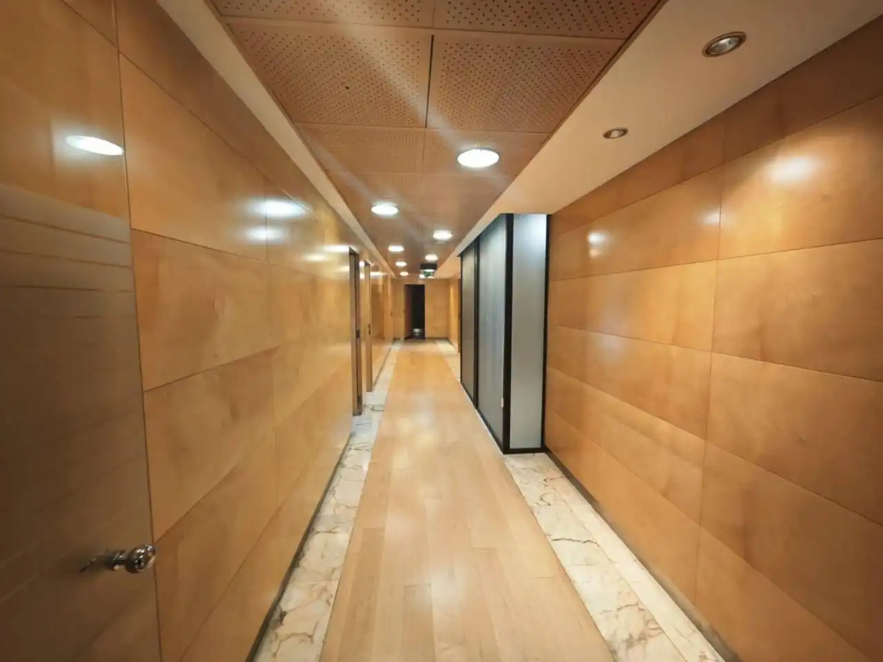Local comercial de lloguer a Calle avinguda del Fener edifici el Forestal, imagen 5
