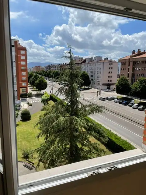 Exterior view of Flat for rent in Gijón   with Heating, Private garden and Oven