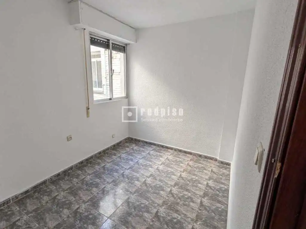 Habitación de Piso en venta en Madrid con Aire acondicionado, Calefacción y Terraza