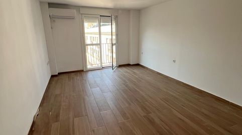 Foto 2 de Piso de alquiler en San Vicente, Sevilla Capital