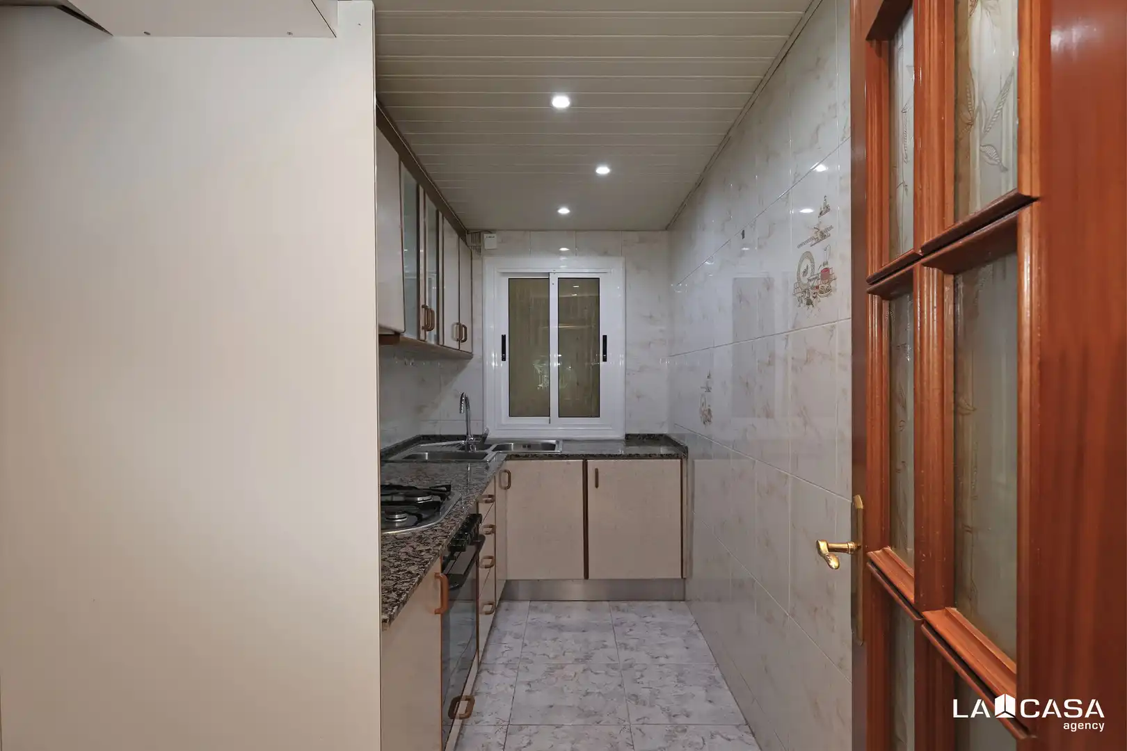 Cocina de Piso en venta en L'Hospitalet de Llobregat