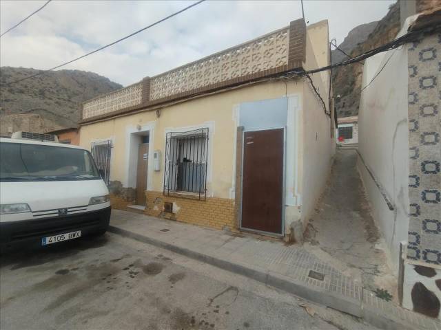 Casa adosada en Venta en Arribas en Redován
