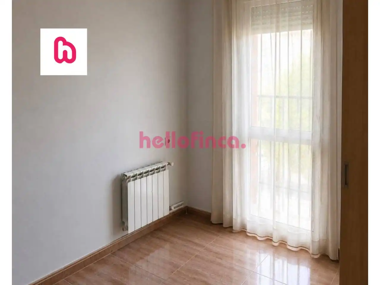 Schlafzimmer von Wohnung zum Verkauf in Sabadell mit Klimaanlage, Heizung und Balkon