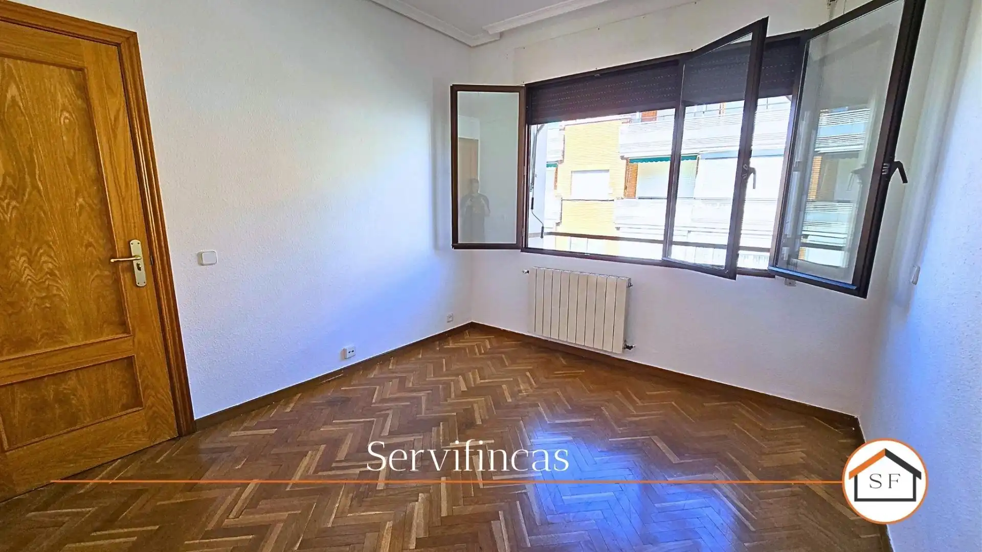 Schlafzimmer von Wohnung zur Miete in Madrid mit Heizung und Parkett