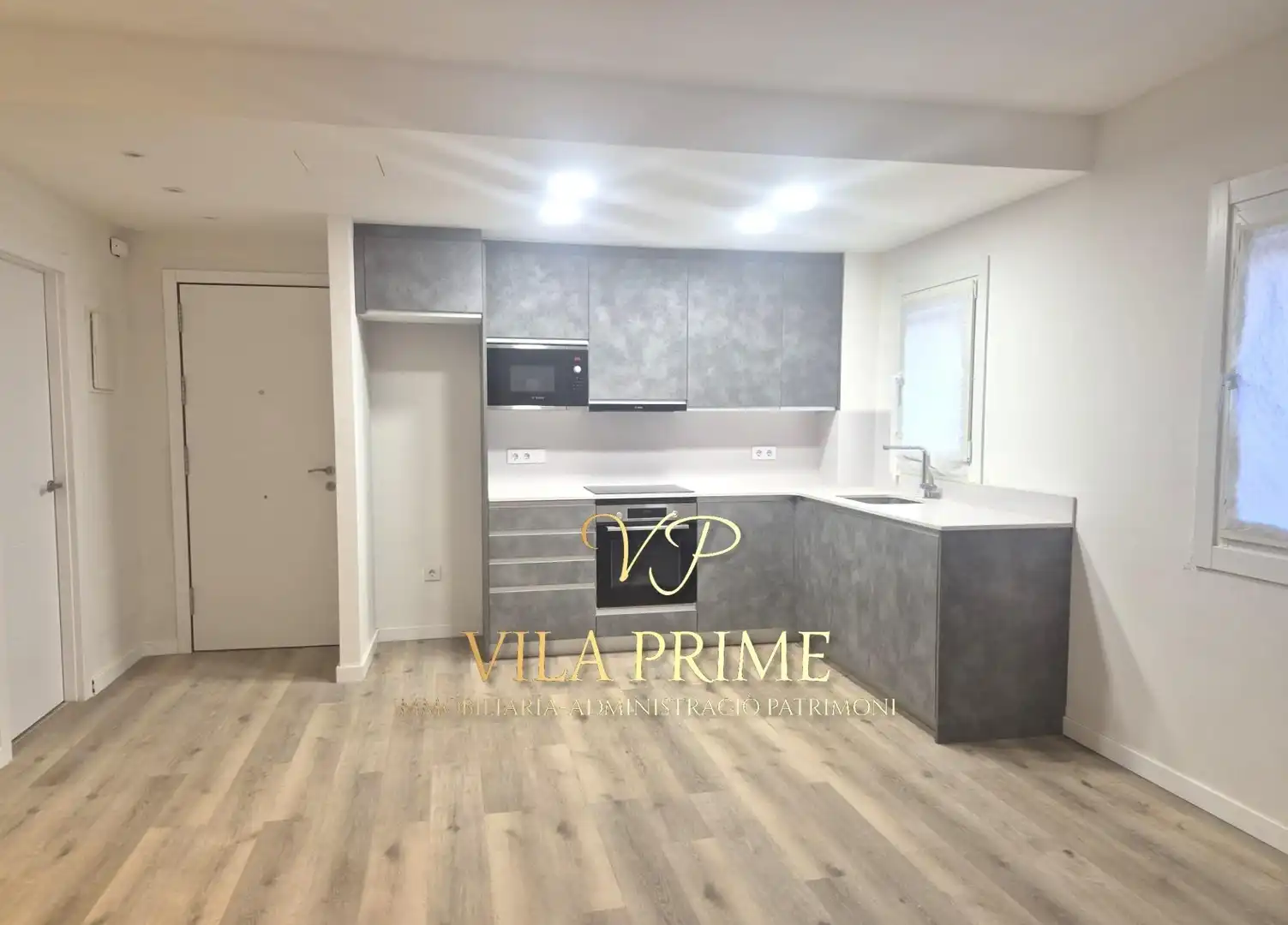 Cuina de Apartament en venda en Sant Feliu de Guíxols amb Aire condicionat, Calefacció i Parquet